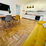 Dei Consoli Lejlighed Rom